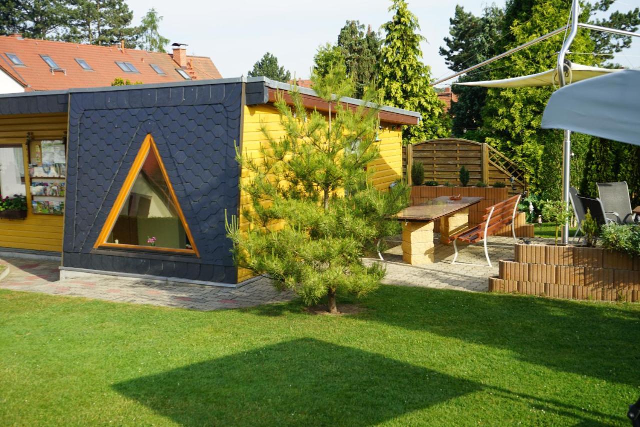 Pension Nr. 13 - B&B เพียร์นา ภายนอก รูปภาพ