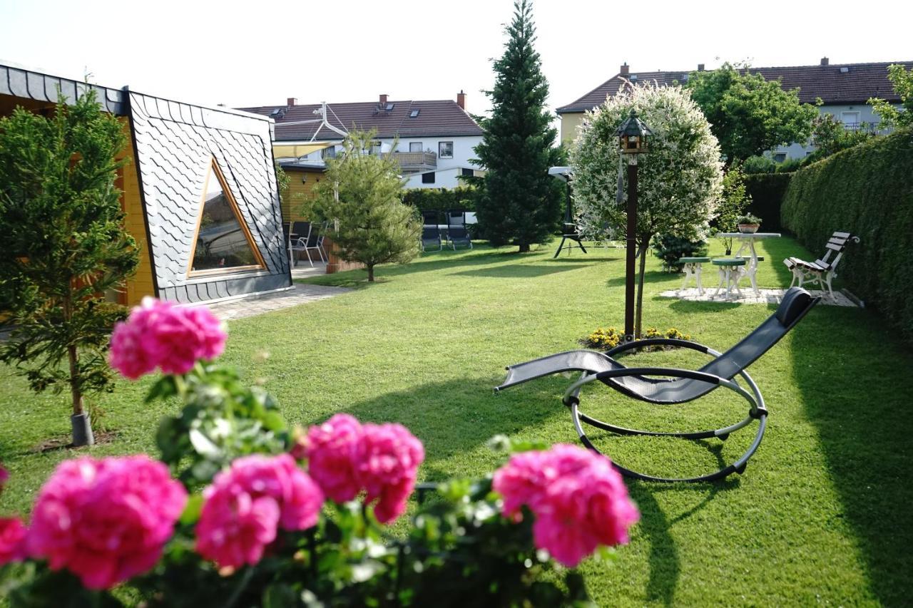 Pension Nr. 13 - B&B เพียร์นา ภายนอก รูปภาพ